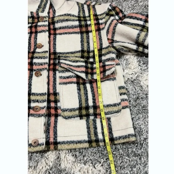 Bagatelle Shacket - Picture 9 of 14